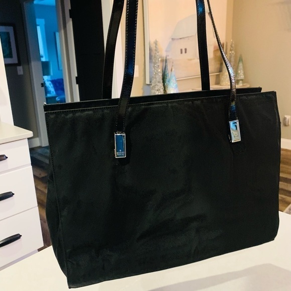 Gucci Shoulder Bag - Picture 3 of 11